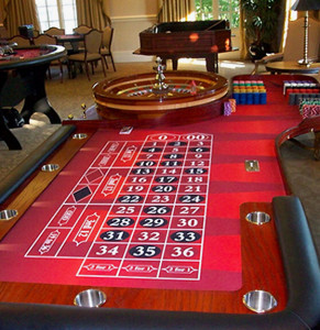 Florida casino party roulette table